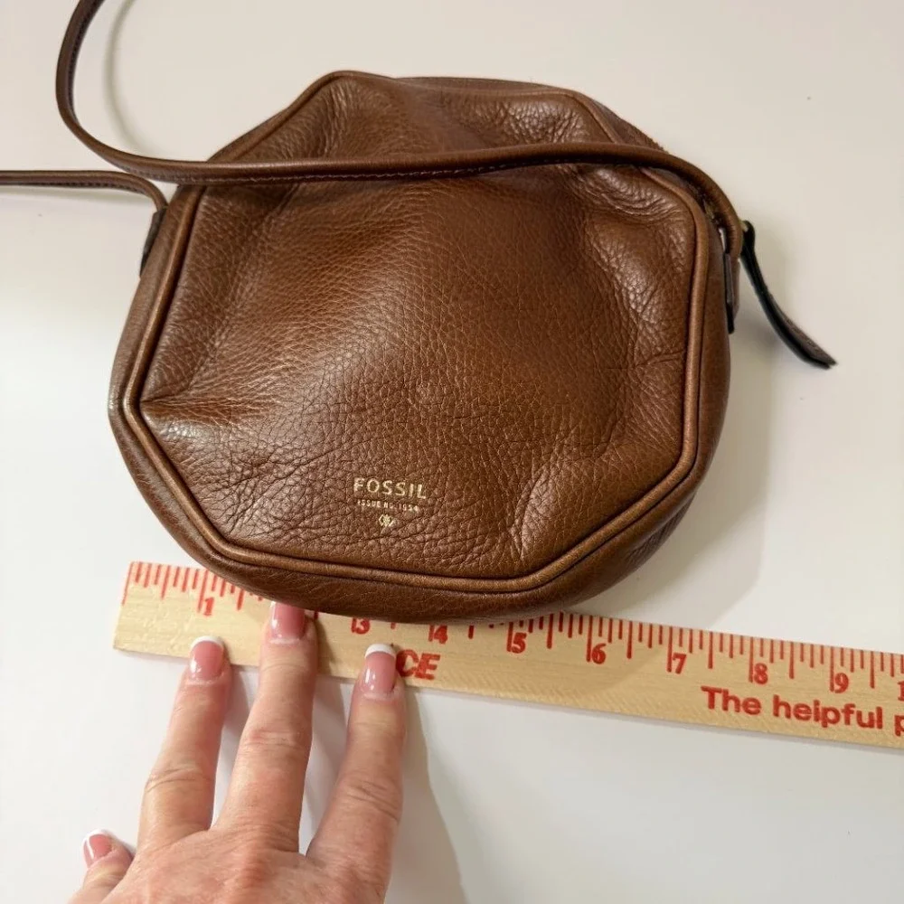 Fossil Brown Leather Octagon Crossbody Bag Small Zip Top Purse Issue No 1954